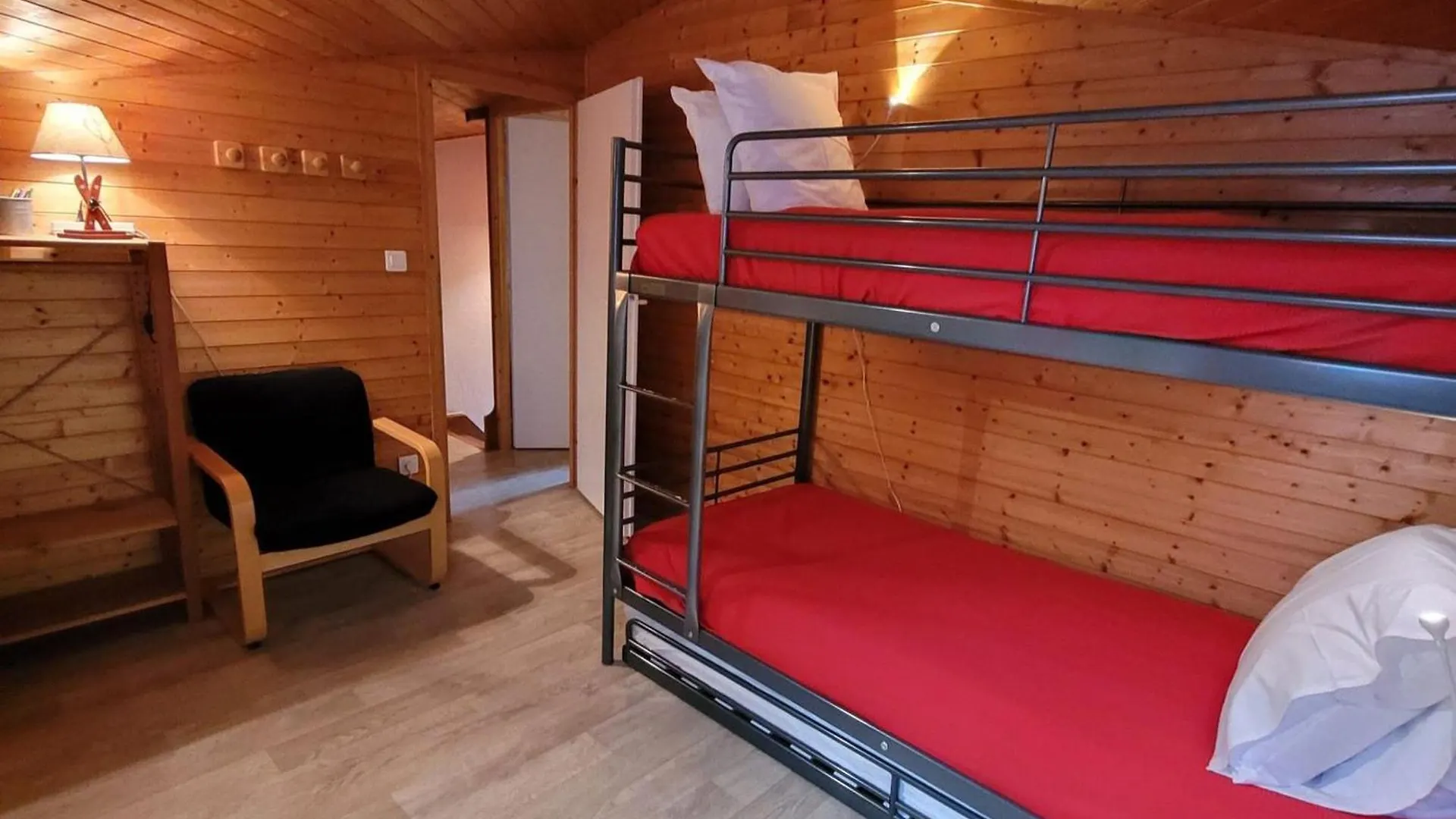 Апартаменты Duplex 3 Pieces Aux Gets, Proche Pistes Avec Parking Et Wifi - Fr-1-598-23 Ле-Гет